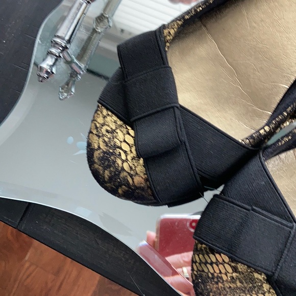 Chinese Laundry women’s flats with bows - Picture 3 of 8